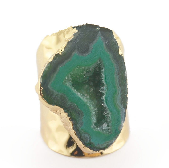 Verstellbare Ringe mit verschiedenen Steinen