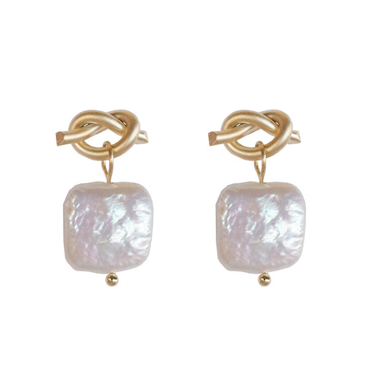 Orecchini con perle naturali