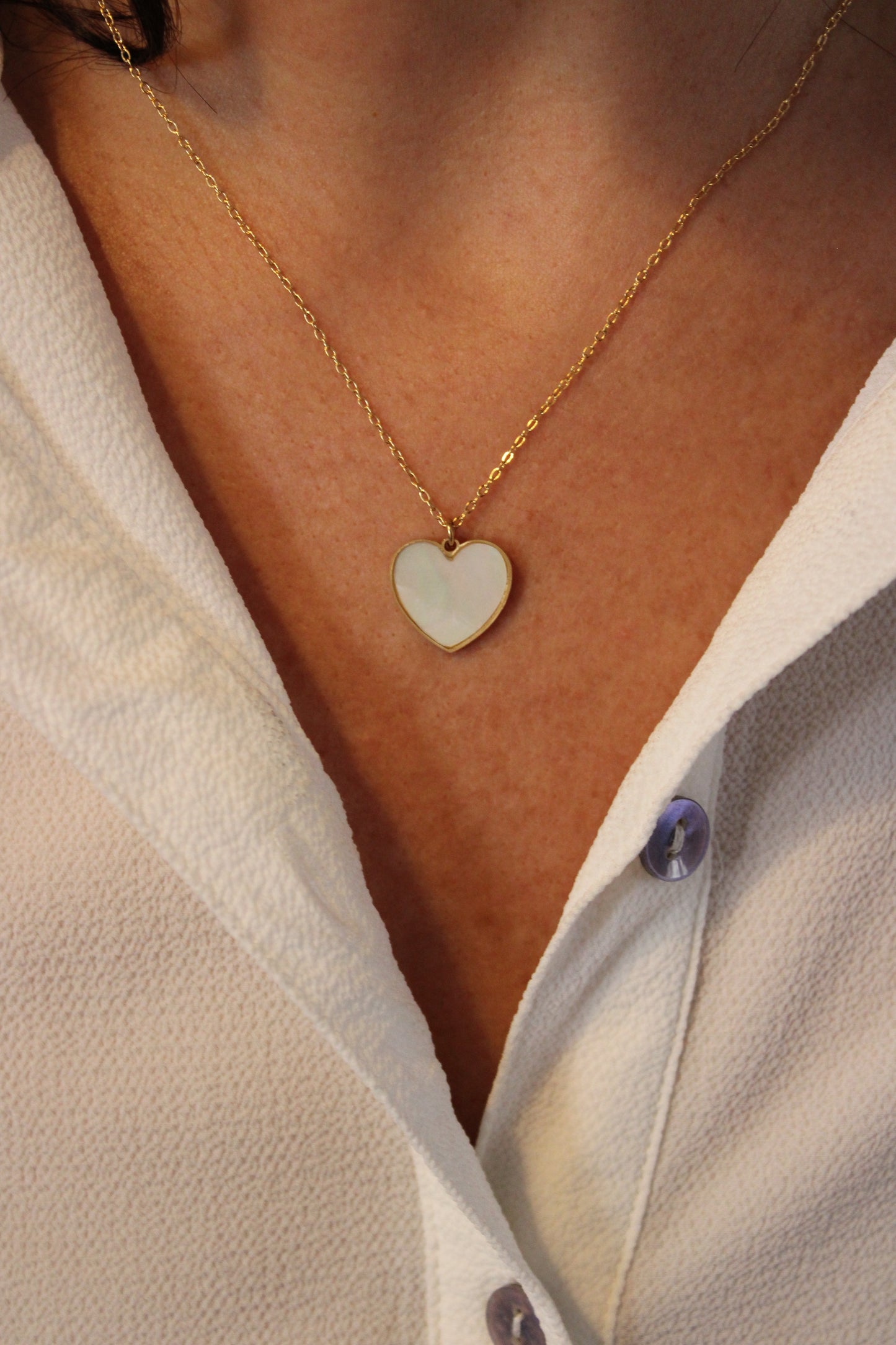 Collana con cuore di madreperla